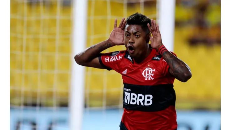 Franklin Jacome/Getty Images - Bruno Henrique comemora gol no Flamengo