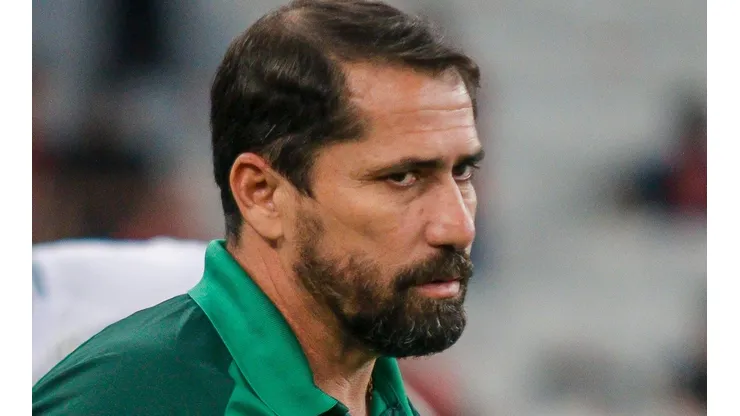 Foto: Gabriel Machado/AGIF - Morínigo: técnico fez muitas trocas no Coritiba contra o Bragantino