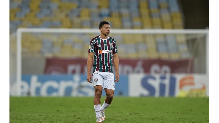 André será desfalque do Fluminense (Foto: Thiago Ribeiro/AGIF)