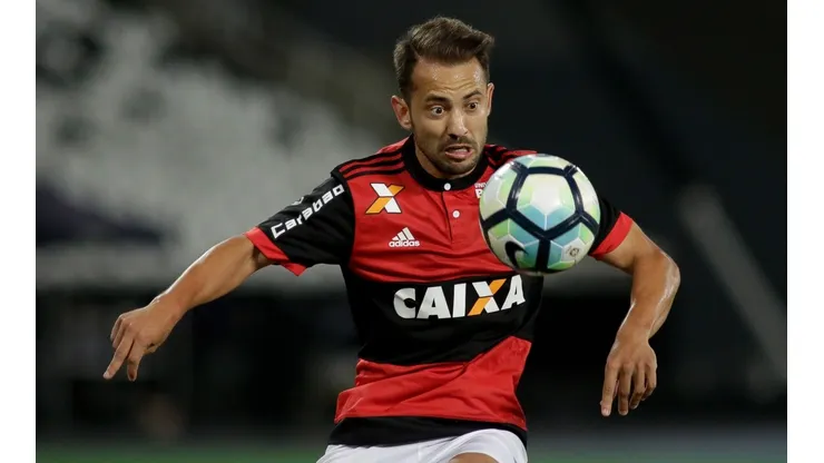Agif/Luciano Belford - Penúltima seleção se classifica, mas ex-companheiro de Everton Ribeiro no Flamengo não vai a Copa do Mundo