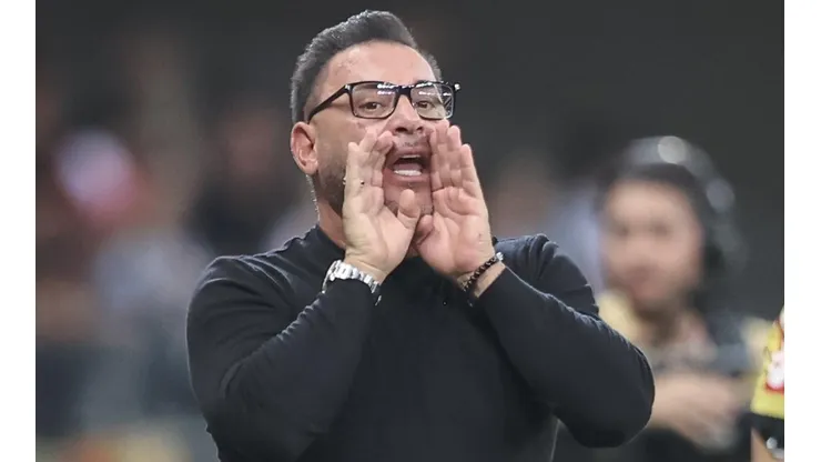 Foto: Pedro Souza / Atlético / Divulgação - Turco Mohamed: alvo de críticas da torcida do Galo