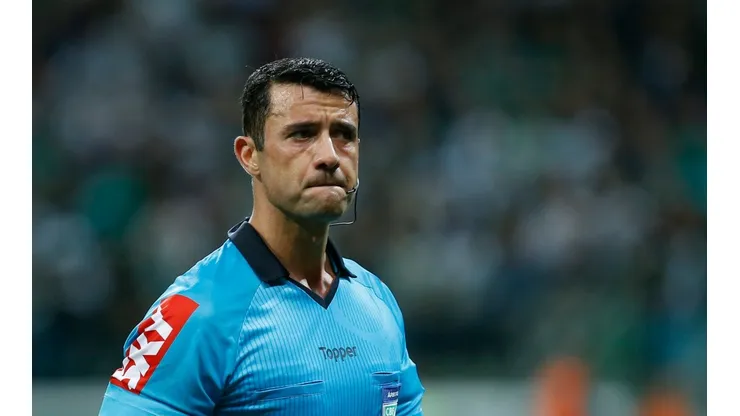 Foto: Marcello Zambrana/AGIF | Áudio do VAR responsável por Inter x Flamengo é divulgado