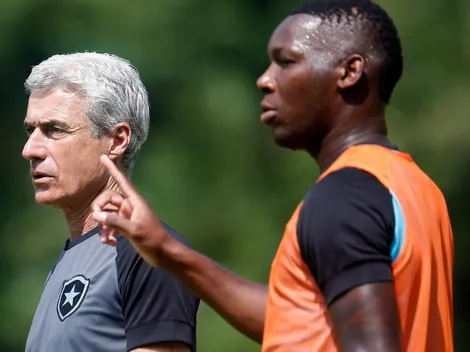 Luís Castro expõe situação de Patrick de Paula no Botafogo