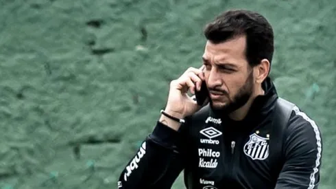 Foto: Flickr Oficial Santos FC/Ivan Storti | Edu Dracena tem 'carta na manga' para fechar negócio no Santos