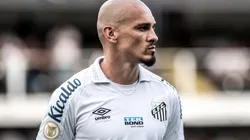 Maicon expõe briga por posição no Santos e analisa escolhas do técnico