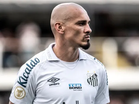 Maicon expõe briga por posição no Santos e analisa escolhas do técnico