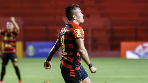 Foto: Rafael Vieira/AGIF - Depois de 3 jogos fora, Búfalo voltou a jogar balançando as redes