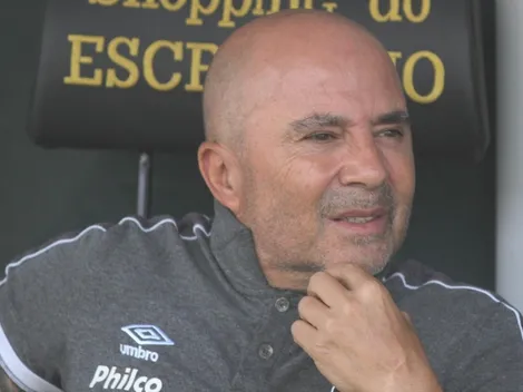 “Mostrou o seu valor”; Bustos deixa Sampaoli ‘comendo poeira’ no Santos