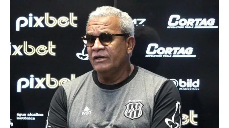 Reprodução Ponte Preta/ "Não vai passar por cima do nosso time"; Hélio provoca Guarani após dérbi.