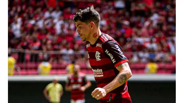 Foto: Flickr Oficial CR Flamengo/Paula Reis | Estreia de Ayrton Lucas no Flamengo repercute na torcida tricolor