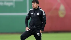 Foto: Ricardo Duarte/Internacional/Divulgação - Medina: pode ter problemas para o próximo meio de semana