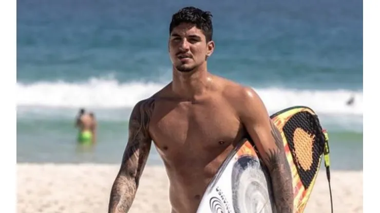 Gabriel Medina passou por cirurgia no nariz
