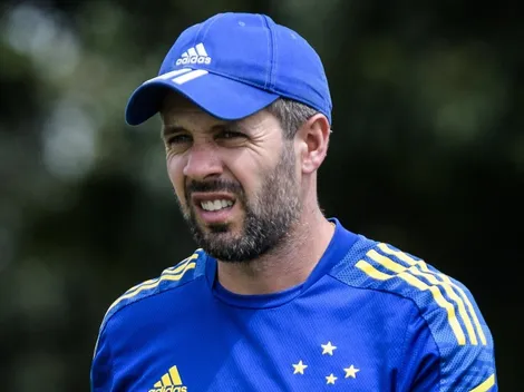 Pezzolano não se curva diante do Atlético e joga favoritismo para o rival