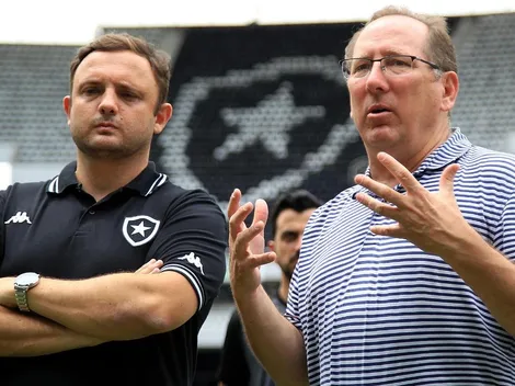 “Já aceitou”; Textor começa a tirar equipe B do papel e Mazzuco expõe profissional convidado a assumir projeto