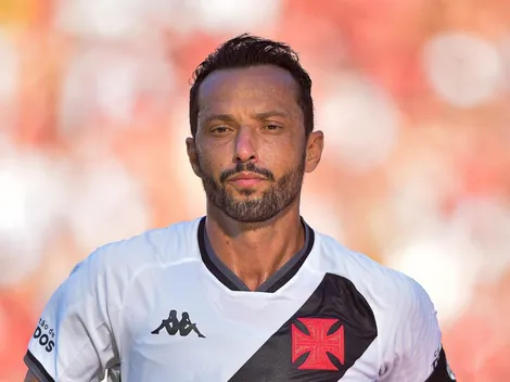 "Muito parcial": Nenê dispara contra arbitragem após derrota em clássico para o Flamengo