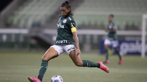 Zaneratto expõe expectativas para estreia no Brasileirão Feminino e manda recado para torcida do Palmeiras