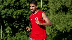 Foto: (Flickr Oficial Vitória/Victor Ferreira/ECV) - Santiago Tréllez está cada dia mais próximo de reestrear pelo Vitória