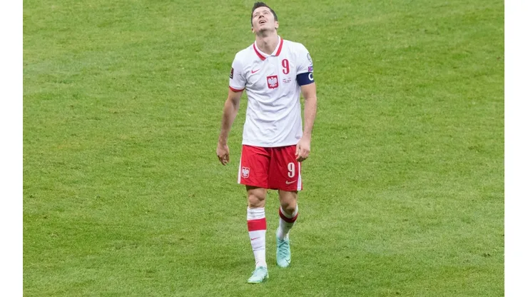 Lewandowski é contrário à realização da partida da Polônia contra a Rússia, que está marcada para ocorrer pelas Eliminatórias para a Copa do Mundo, incialmente em Moscou