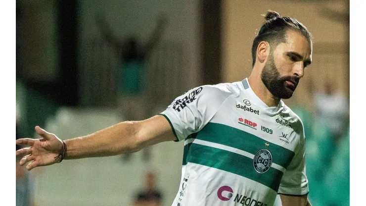Foto: Robson Mafra/AGIF