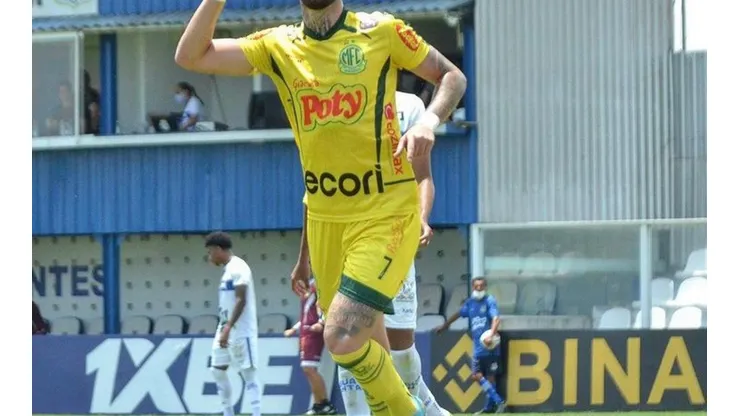 Léo Roveroni/Agência Mirassol. Fabrício Daniel vive ótima fase pelo Mirassol e busca novos objetivos para a equipe.