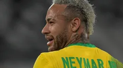 Jorge Rodrigues/AGIF/ "Tenho minhas dúvidas"; Neymar comenta sobre retorno ao Brasil e possível ponto final na carreira