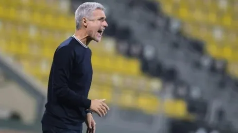 Foto: (Simon Holmes/NurPhoto/Getty Images) - Luís Castro está prestes a ser anunciado como novo técnico do Botafogo