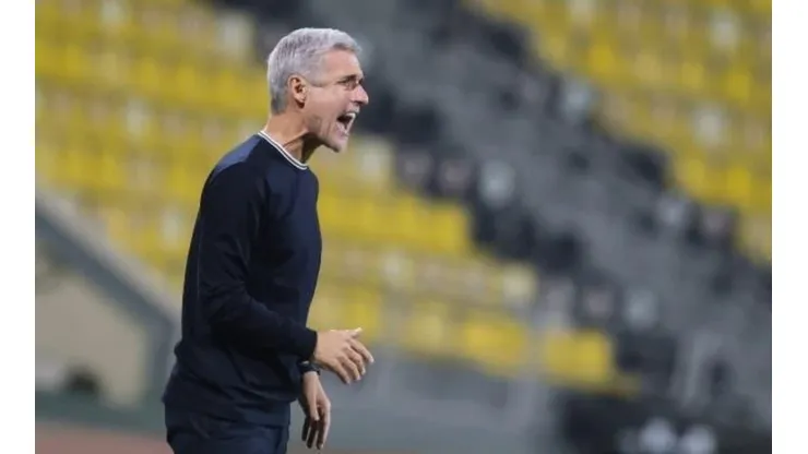 Foto: (Simon Holmes/NurPhoto/Getty Images) - Luís Castro está prestes a ser anunciado como novo técnico do Botafogo