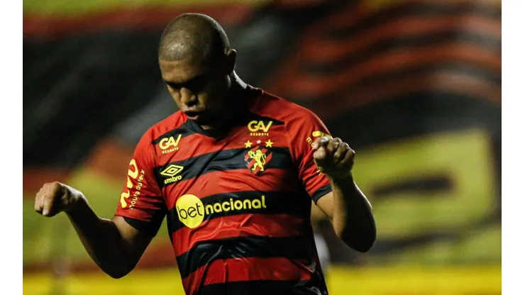 Foto: (Twitter Oficial Sport/Paulo Paiva/Sport Club do Recife) - Rodrigão foi um dos personagens do Sport no Clássico das Multidões deste sábado (19)