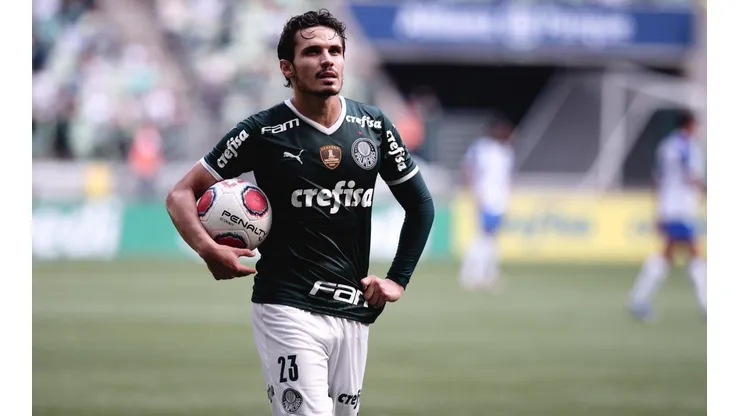 Foto: Ettore Chiereguini/AGIF - Raphael Veiga marcou o gol da vitória sobre o Santo André