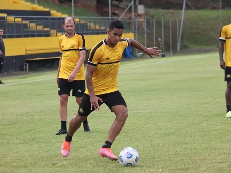Criciúma começa preparativos para decisão pela Copa do Brasil e apresenta reforço