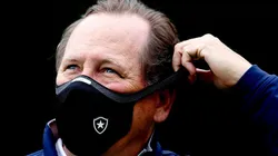 - O empresário optou pela saída de Enderson que em 31 jogos só perdeu apenas 4 vezes