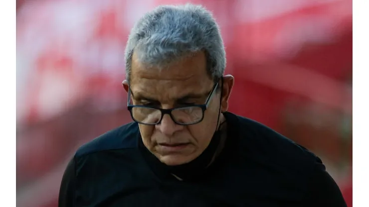 Foto: Rafael Vieira/AGIF | Hélio dos Anjos justificou desenpenho de Kieza e Jean