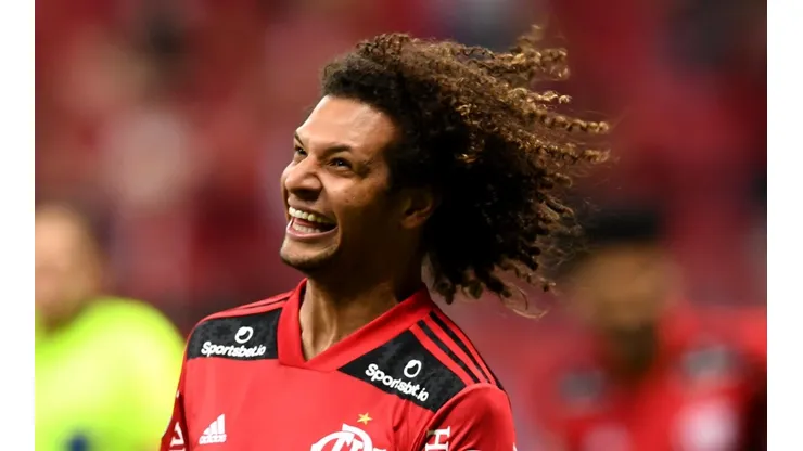 - Arão é ídolo do Flamengo