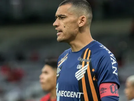 Destaque do Athletico, Santos vira sonho de consumo de comissão técnica de grande brasileiro