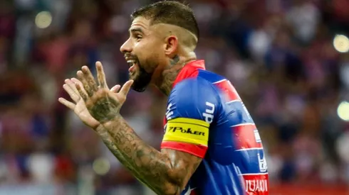 Foto: Pedro Chaves/AGIF - Quintero e mais um estão de saída do Fortaleza