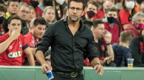 Foto: Robson Mafra/AGIF - Valentim: estreia do time principal do Athletico em 2022 já está marcada