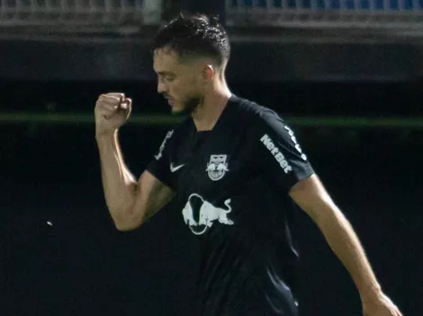 Claudinho ou Hyoran? Barbieri compara meias após vitória sobre o São Paulo; confira