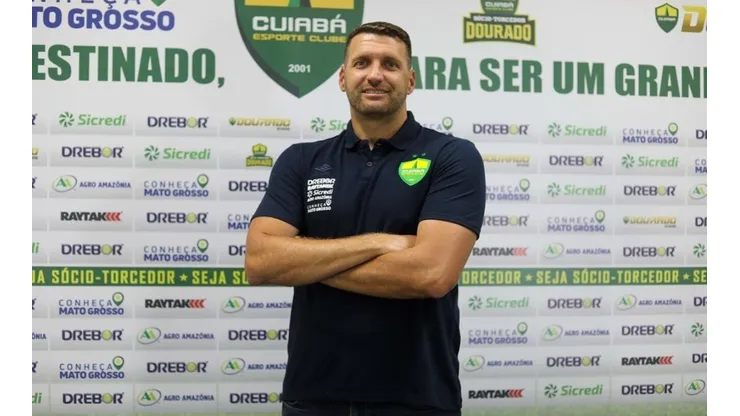 AssCom Dourado/Cuiabá - Eduardo Oliveira, técnico do Cuiabá