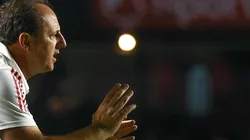 Para evitar desgaste, Ceni deverá tomar atitude com jogador e monitorar tempo dele em campo