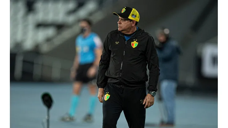 Foto: Jorge Rodrigues/AGIF - Waguinho Dias, treinador do Brusque