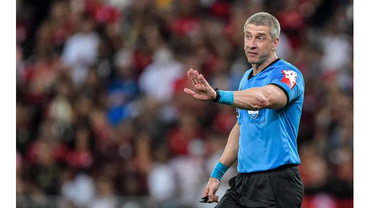 Thiago Ribeiro/AGIF - Assistentes "parceiros" de Daronco foram suspensos