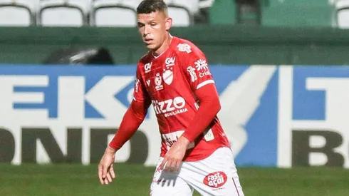 Foto: (Robson Mafra/AGIF) - Renato fez uma análise deste começo de temporada do Vila Nova