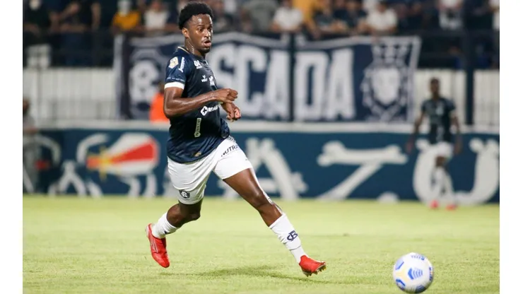 Foto: Fernando Torres/AGIF - Jefferson deixa o Remo após uma temporada