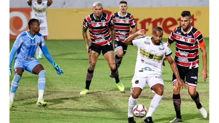 Foto: Rafael Vieira/AGIF - Artilheiro pelo Atlético-CE, Olávio vai jogar no Campinense em 2022