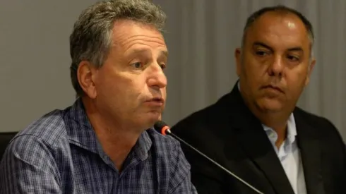 Foto: Alexandre Vidal/CRF - Rodolfo Landim analisa oferta do Cruz Azul para vender Léo Pereira; jogador teria dado aval para negociação, informa portal