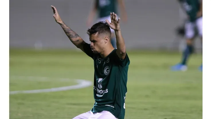 Foto: Heber Gomes/AGIF | O Flamengo detém 80% e o Goiás 5% dos direitos de Michael