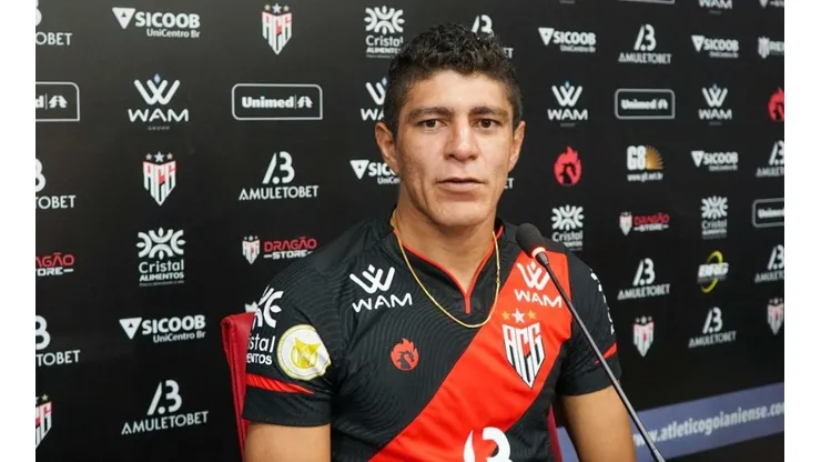 Edson, volante do Atlético-GO (Foto: Comunicação/ACG)