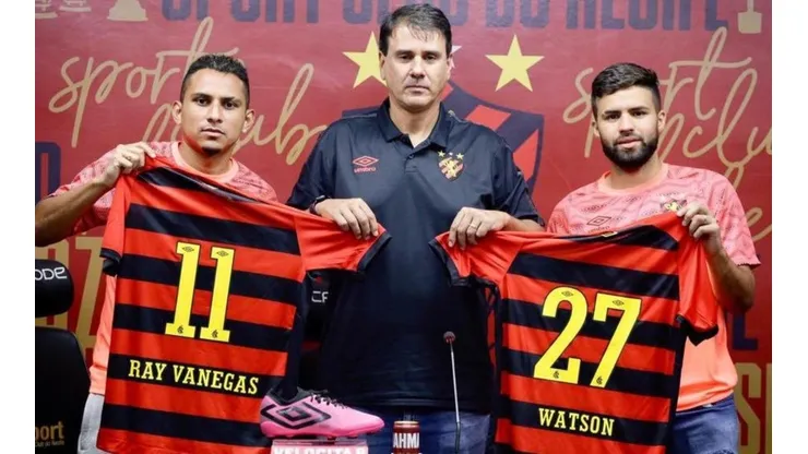 Foto: Anderson Stevens/Sport Club do Recife/Divulgação - Ray Vanegas e Nicolás Watson: argentino e colombiano já foram apresentados oficialmente