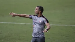 Foto: Guilherme Drovas/AGIF - Ranielle Ribeiro, treinador do Campinense