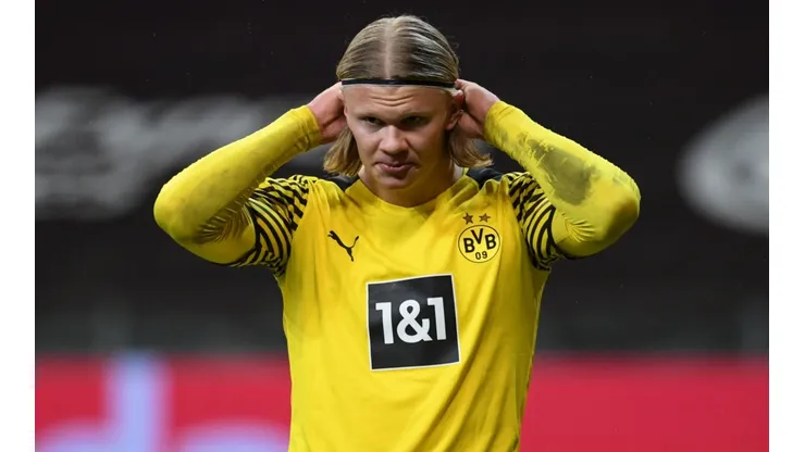 Haaland deve ficar no Borussia Dortmund ao menos até o fim desta temporada